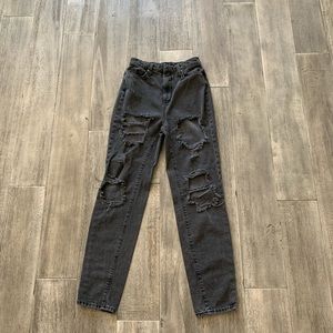 Distressed Black Boyfriend Jeans